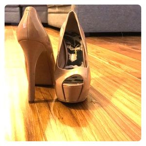 Platform Open Toe PATENT LEATHER HEALS! W Size 8.5